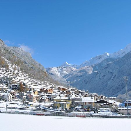 Casa Vacanza La Rocca คีเอซา อิน วัลมาเลนโก ภายนอก รูปภาพ