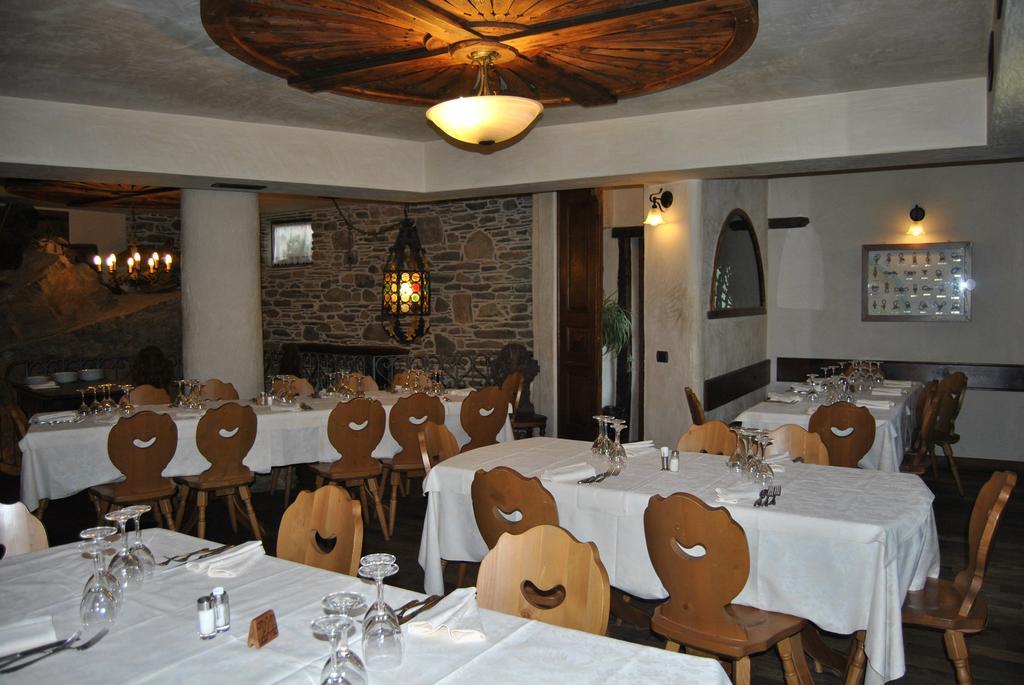 Casa Vacanza La Rocca คีเอซา อิน วัลมาเลนโก ภายนอก รูปภาพ