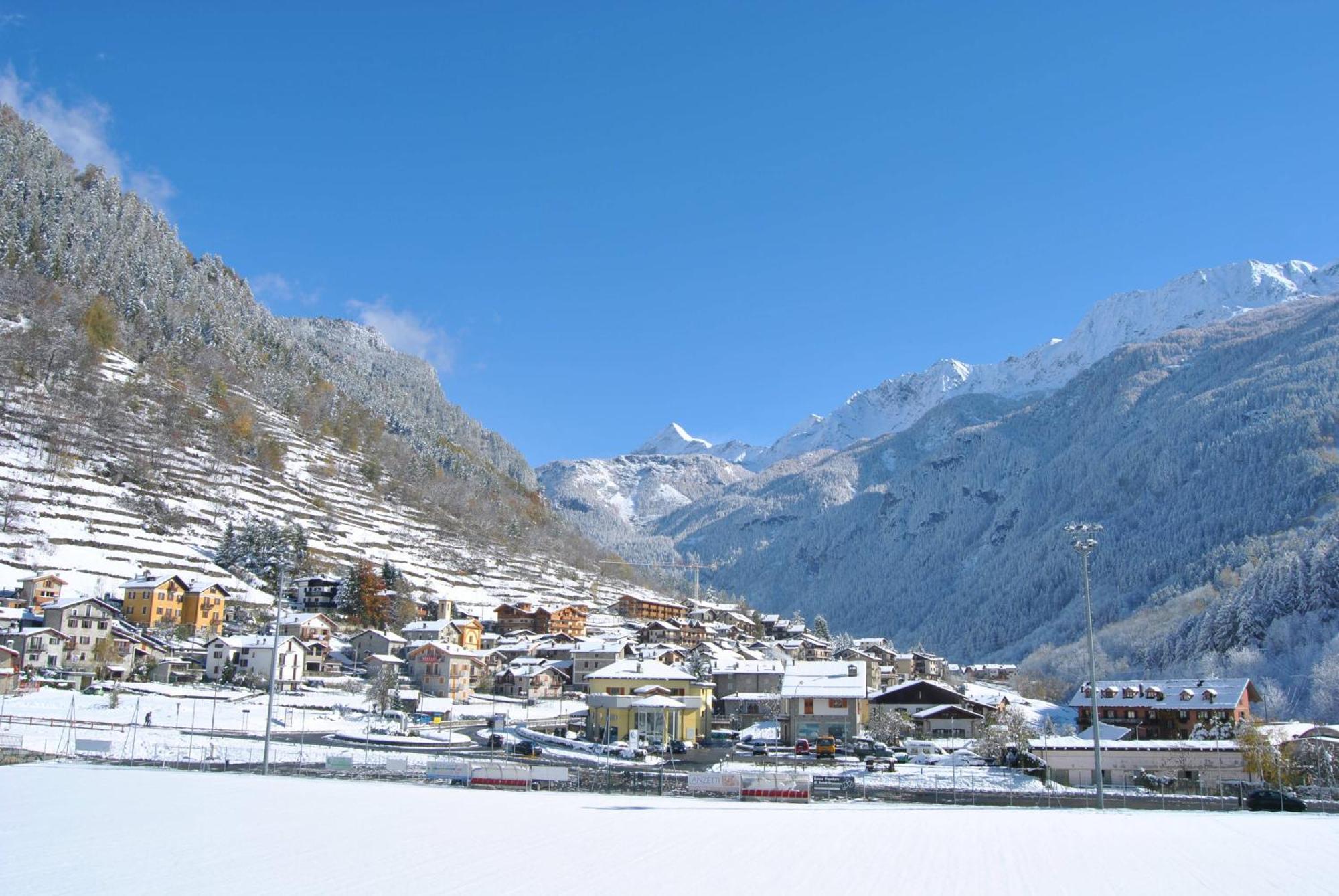 Casa Vacanza La Rocca คีเอซา อิน วัลมาเลนโก ภายนอก รูปภาพ