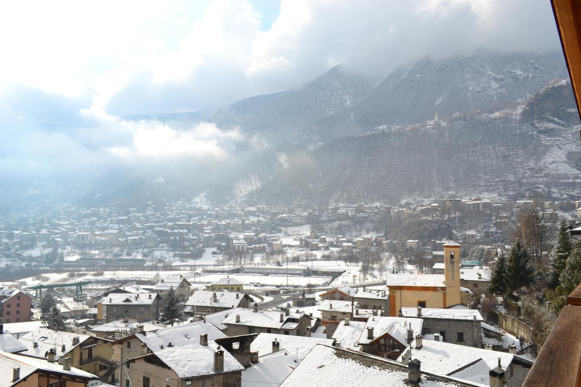 Casa Vacanza La Rocca คีเอซา อิน วัลมาเลนโก ภายนอก รูปภาพ