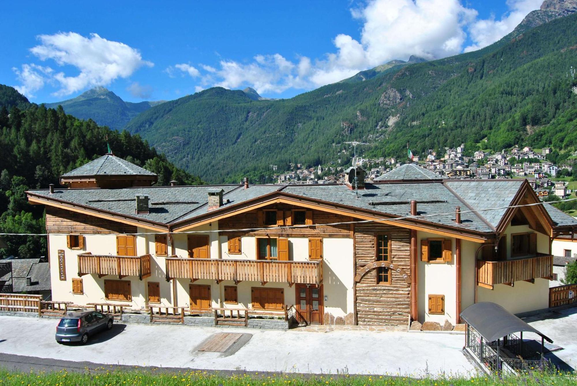 Casa Vacanza La Rocca คีเอซา อิน วัลมาเลนโก ภายนอก รูปภาพ
