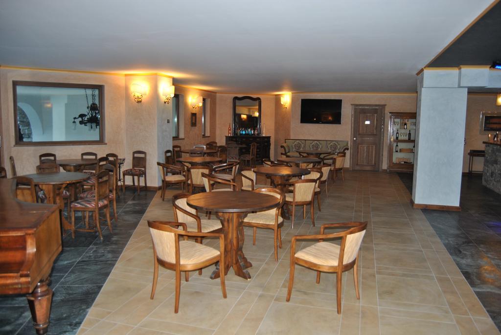 Casa Vacanza La Rocca คีเอซา อิน วัลมาเลนโก ภายนอก รูปภาพ