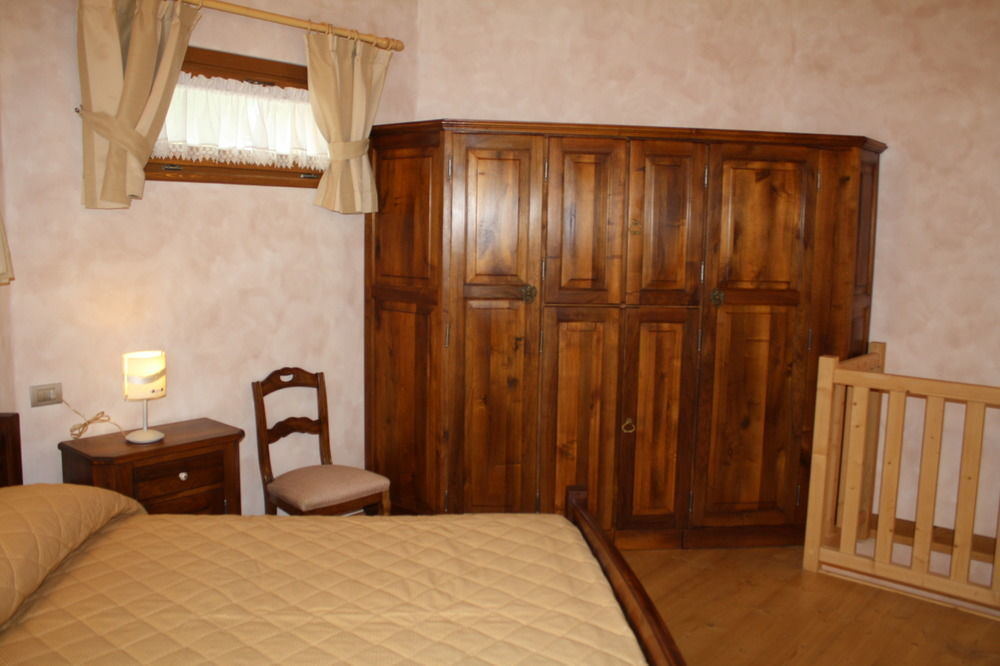 Casa Vacanza La Rocca คีเอซา อิน วัลมาเลนโก ภายนอก รูปภาพ